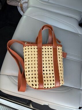 Woven Rattan Crossbody Bag w/ Brown Leather Straps | Summer Vacation Purse